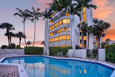 6463 La Costa Dr #402, Boca Raton: photo 1 of 26