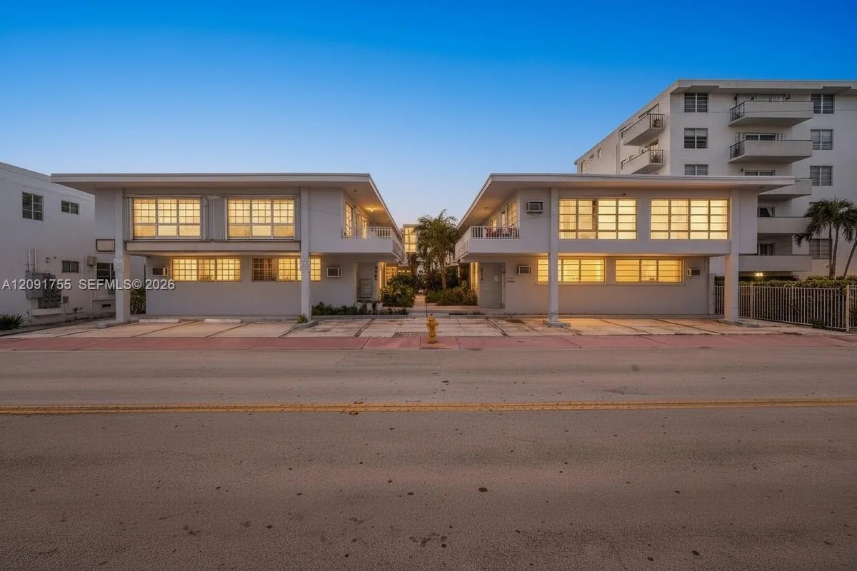 8010 Tatum Waterway Dr #5, Miami Beach: photo 1 of 27