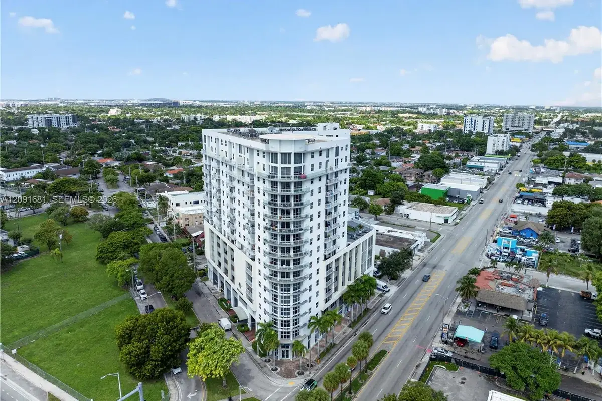 1 Glen Royal Pkwy #903, Miami: photo 1 of 50