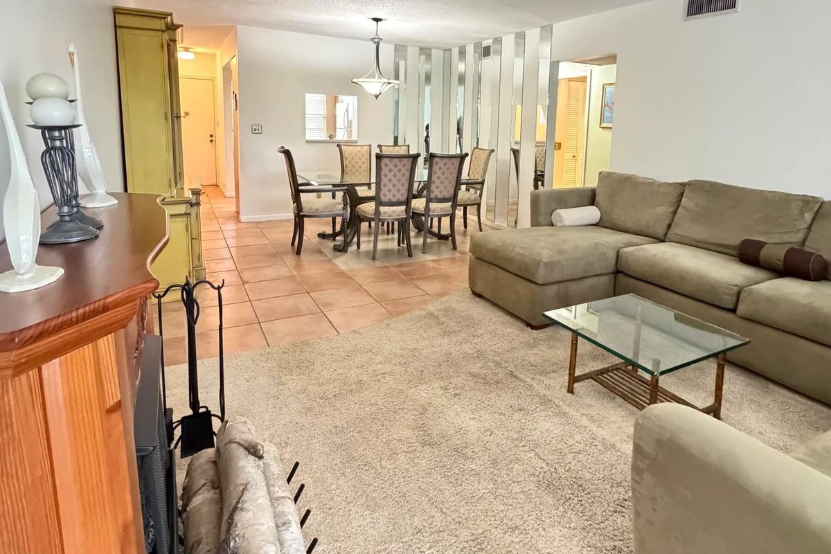 2101 Lucaya Bend, Coconut Creek: photo 1 of 29