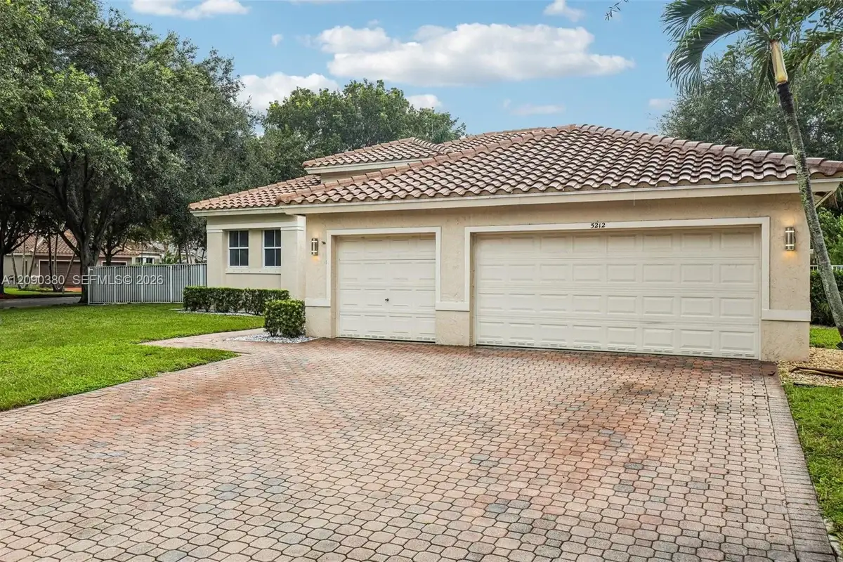 5212 NW 51st St, Coconut Creek: photo 1 of 75