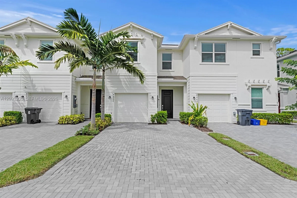 4667 Hollister Ave, Lake Worth: photo 1 of 36