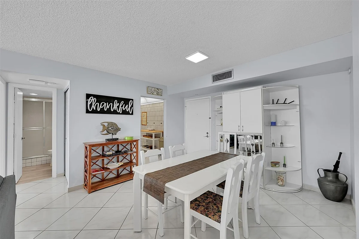525 N Ocean Blvd #623, Pompano Beach: photo 1 of 38
