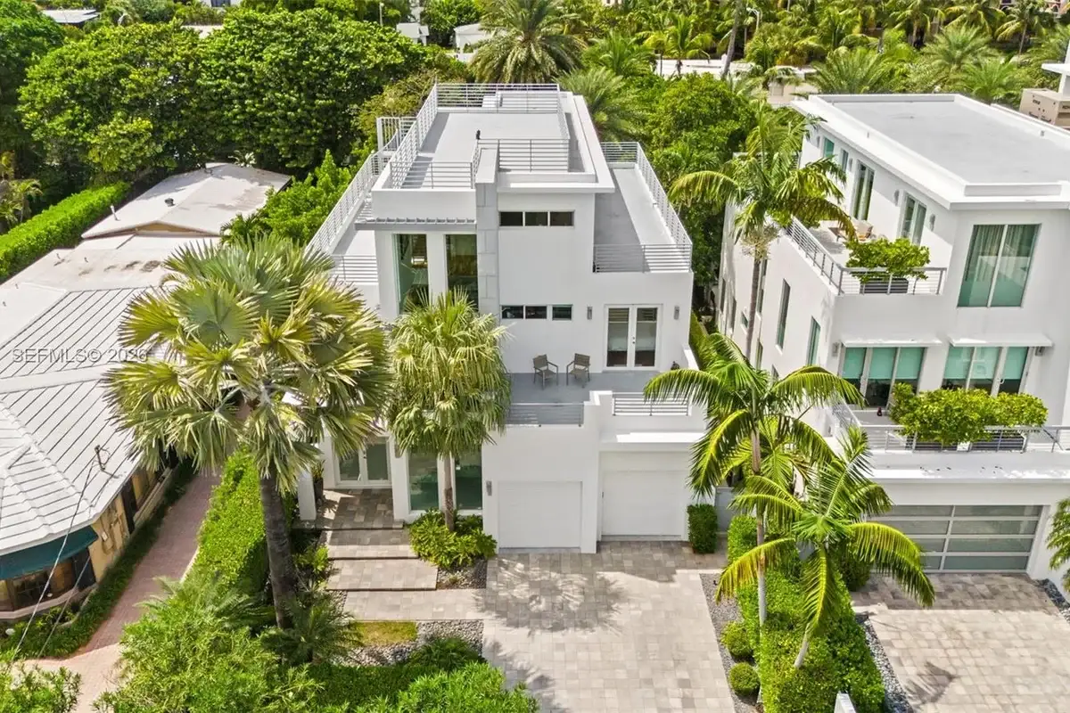 2317 N Atlantic Blvd, Fort Lauderdale: photo 1 of 79