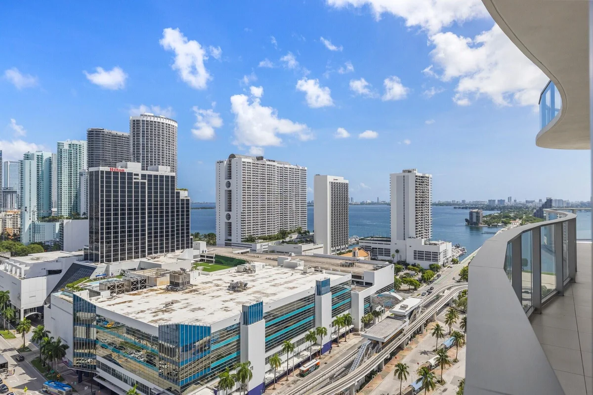 1400 Biscayne Blvd #2007, Miami: photo 1 of 53
