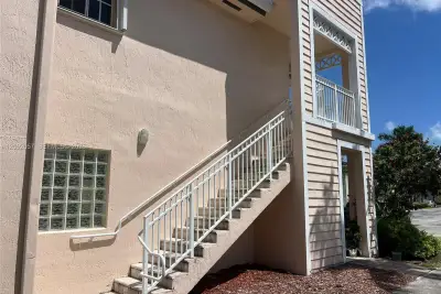 372 NE 26th Pl #201, Homestead: photo 1 of 26