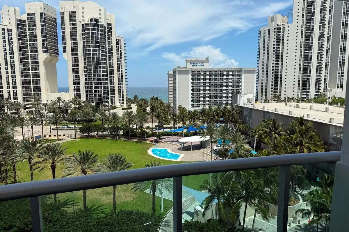 19370 Collins Ave #911, Sunny Isles Beach: photo 1 of 15