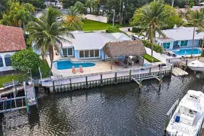 11360 W Teach Rd, Palm Beach Gardens: photo 1 of 41