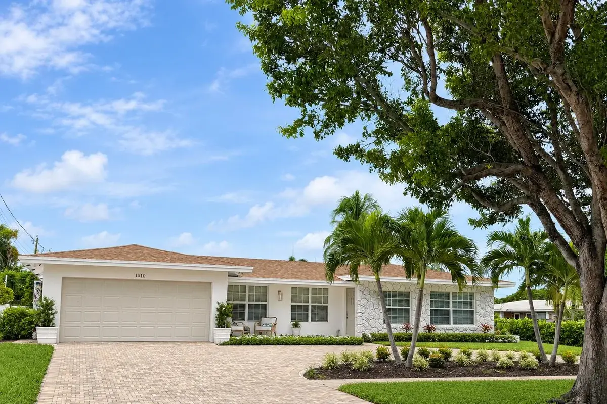 1410 SE 12th Ave, Deerfield Beach: photo 1 of 30