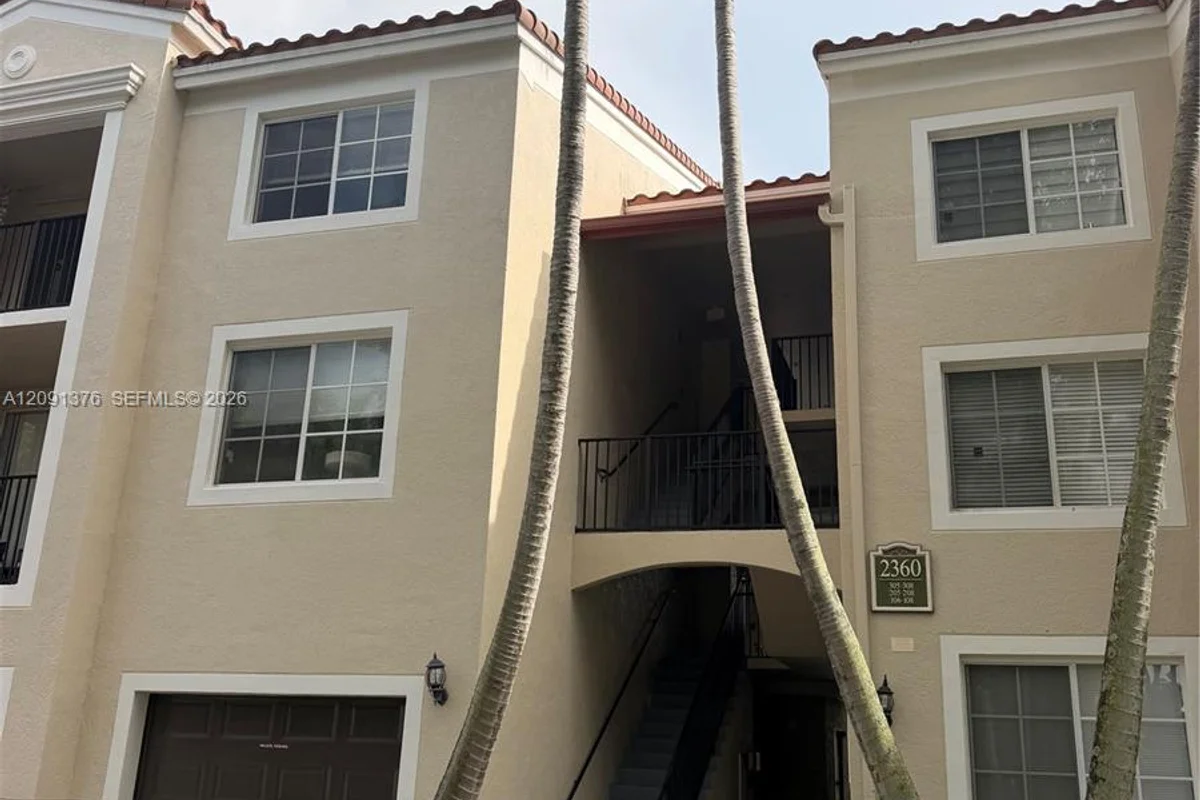 2360 E Preserve Way #206, Miramar: photo 1 of 31