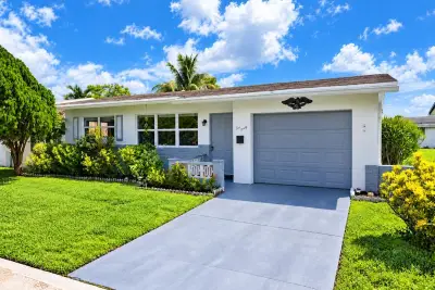 1030 NW 69th Ave, Margate: photo 1 of 22