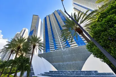 17121 Collins Ave #1506, Sunny Isles Beach: photo 1 of 45