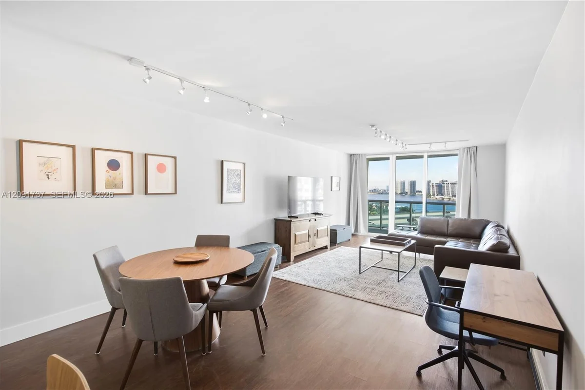 19380 Collins Ave #1219, Sunny Isles Beach: photo 1 of 27