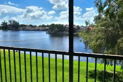 6565 W 26th Dr #204-34, Hialeah: photo 1 of 6