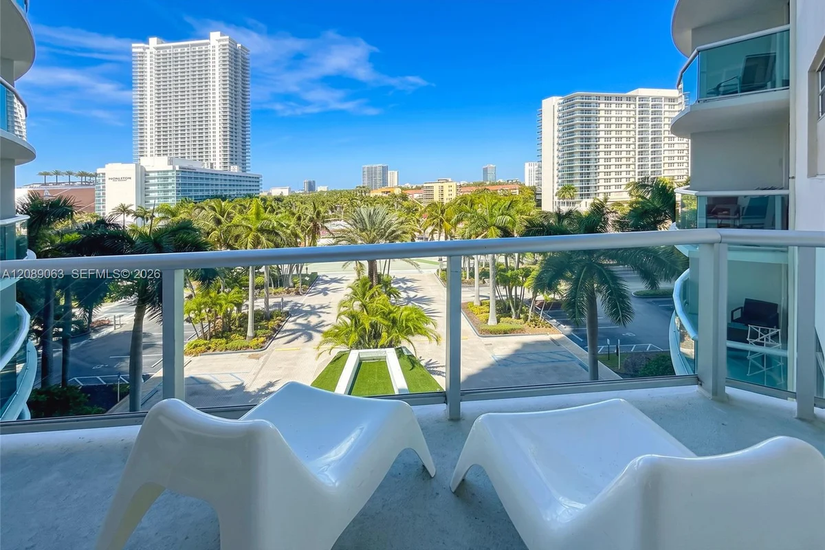 3901 S Ocean Dr #6S, Hollywood: photo 1 of 12