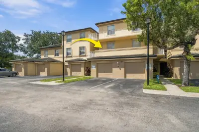 2020 Greenview Shores Blvd #109, Wellington: photo 1 of 26