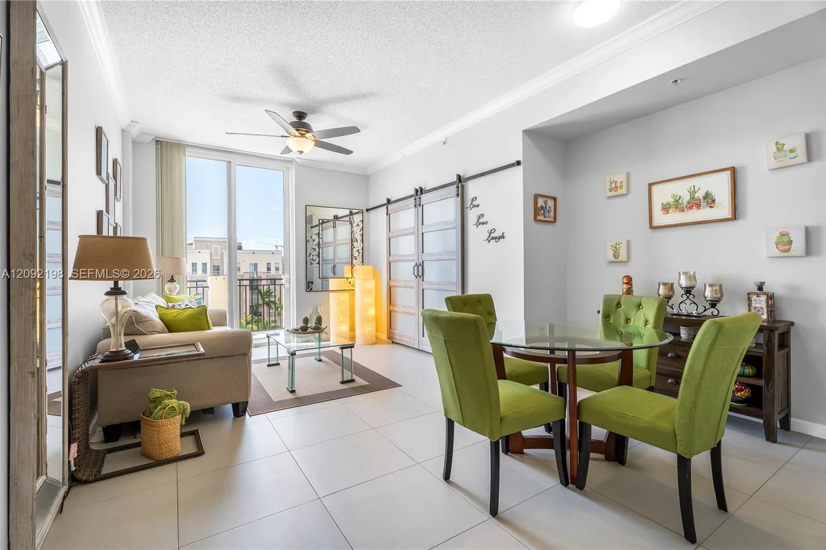 520 SE 5th Ave #2713, Fort Lauderdale: photo 1 of 23