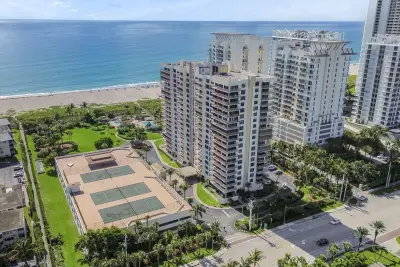 3400 N Ocean Dr #1601, Riviera Beach: photo 1 of 24