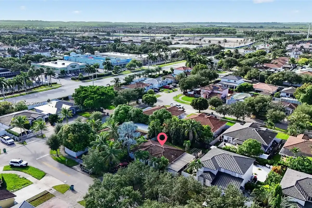 11234 SW 244th Ter, Homestead: photo 1 of 35