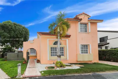 11273 SW 158th Ave, Miami: photo 1 of 24