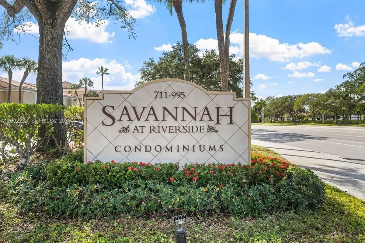 733 Riverside Dr #1210, Coral Springs: photo 1 of 36