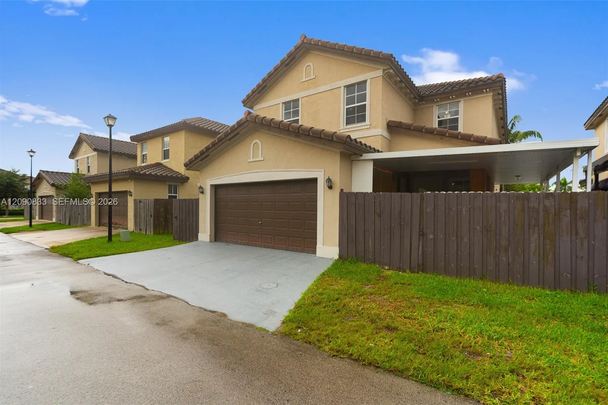 24423 SW 118th Ave, Homestead: photo 1 of 48