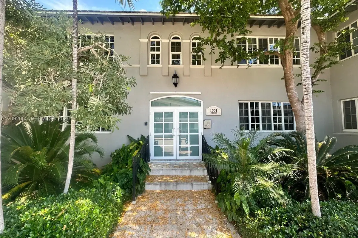 1551 West Ave #3, Miami Beach: photo 1 of 8