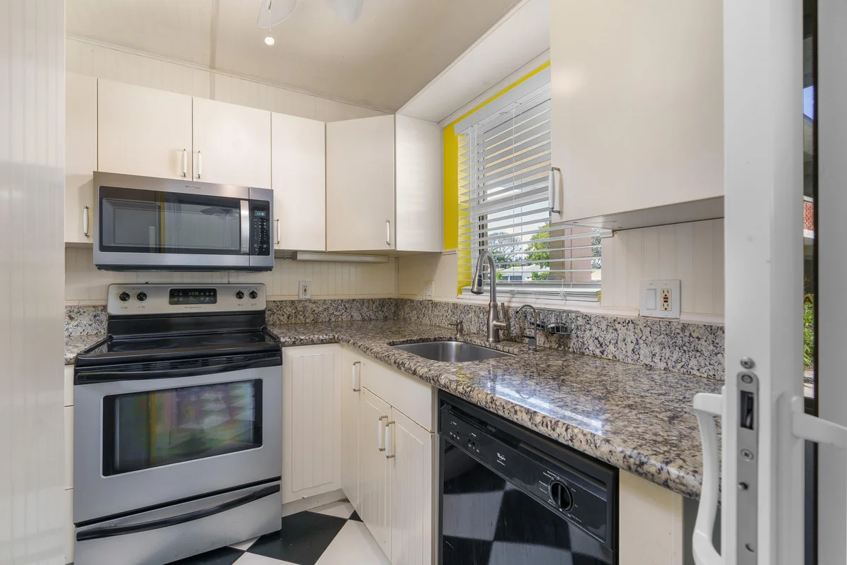 2800 NE 14th St Cswy #115, Pompano Beach: photo 1 of 41