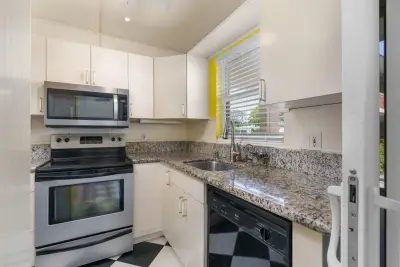 2800 NE 14th St Cswy #115, Pompano Beach: photo 1 of 41