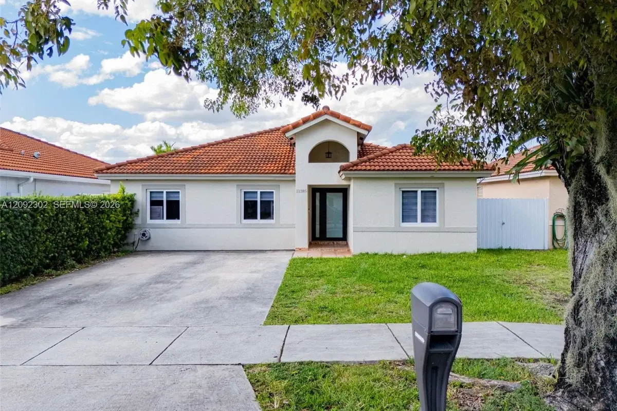 11389 SW 185th Ter, Miami: photo 1 of 47