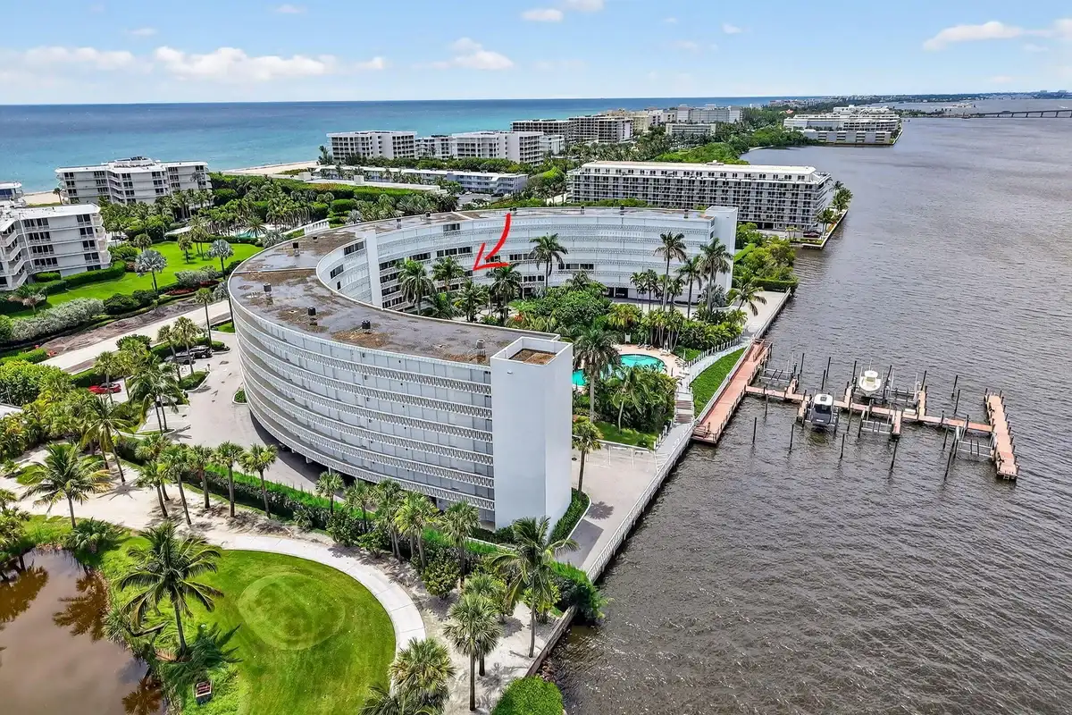 2505 S Ocean Blvd #305, Palm Beach: photo 1 of 54