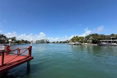 4740 Pine Tree Dr #23, Miami Beach: photo 1 of 11