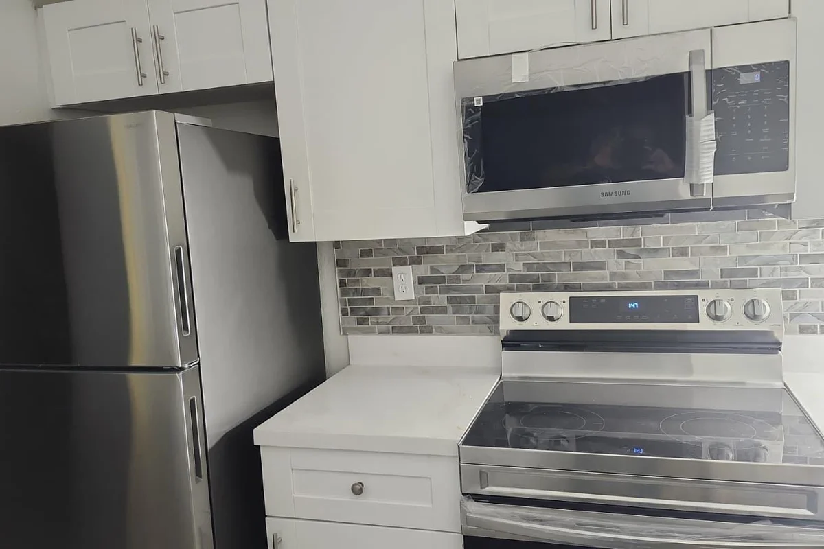 5100 SW 41st St #206, Hollywood: photo 1 of 10