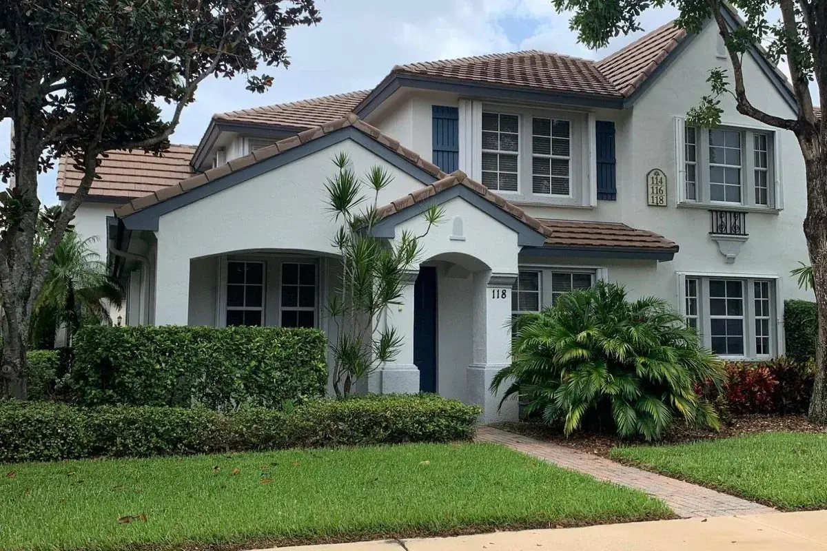118 Evergrene Pkwy, Palm Beach Gardens: photo 1 of 32