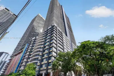 60 SW 13th St #3414, Miami: photo 1 of 41