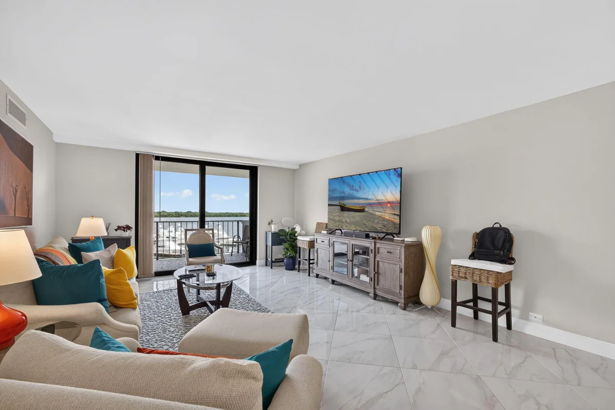 1208 Marine Way #402, North Palm Beach: photo 1 of 29