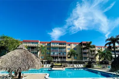 403 NW 68th Ave #419, Plantation: photo 1 of 10
