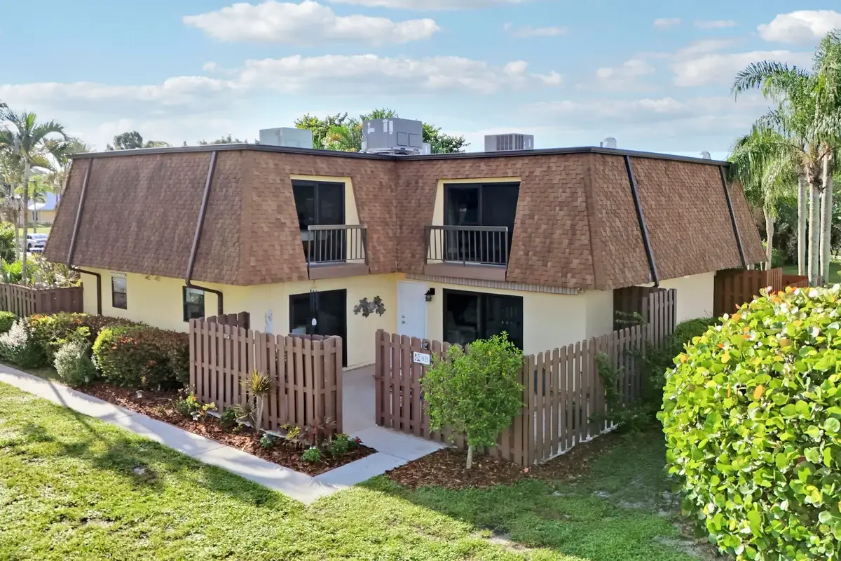 110 N Delaware Blvd #8B, Jupiter: photo 1 of 44