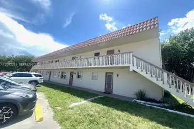 3777 NW 78th Ave #13D, Davie: photo 1 of 24