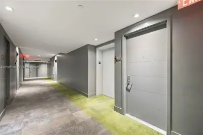 1010 Brickell Ave #4503, Miami: photo 1 of 48