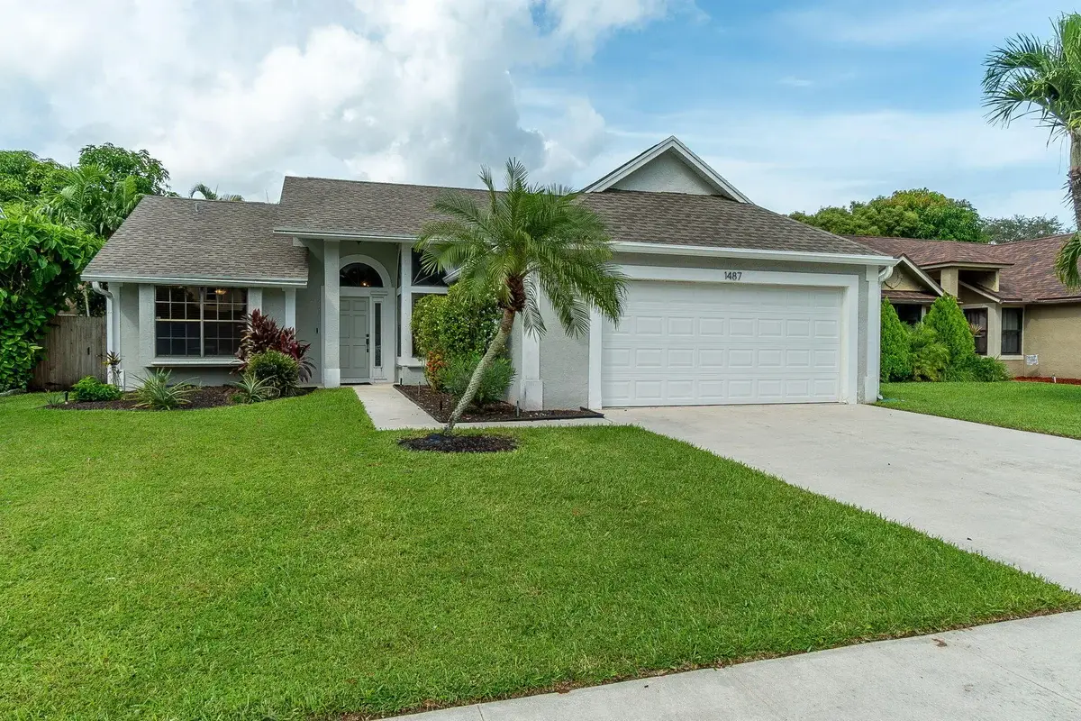 1487 Windship Cir, Wellington: photo 1 of 24