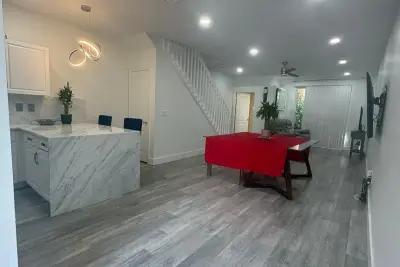 4770 NW 57th Pl, Coconut Creek: photo 1 of 23