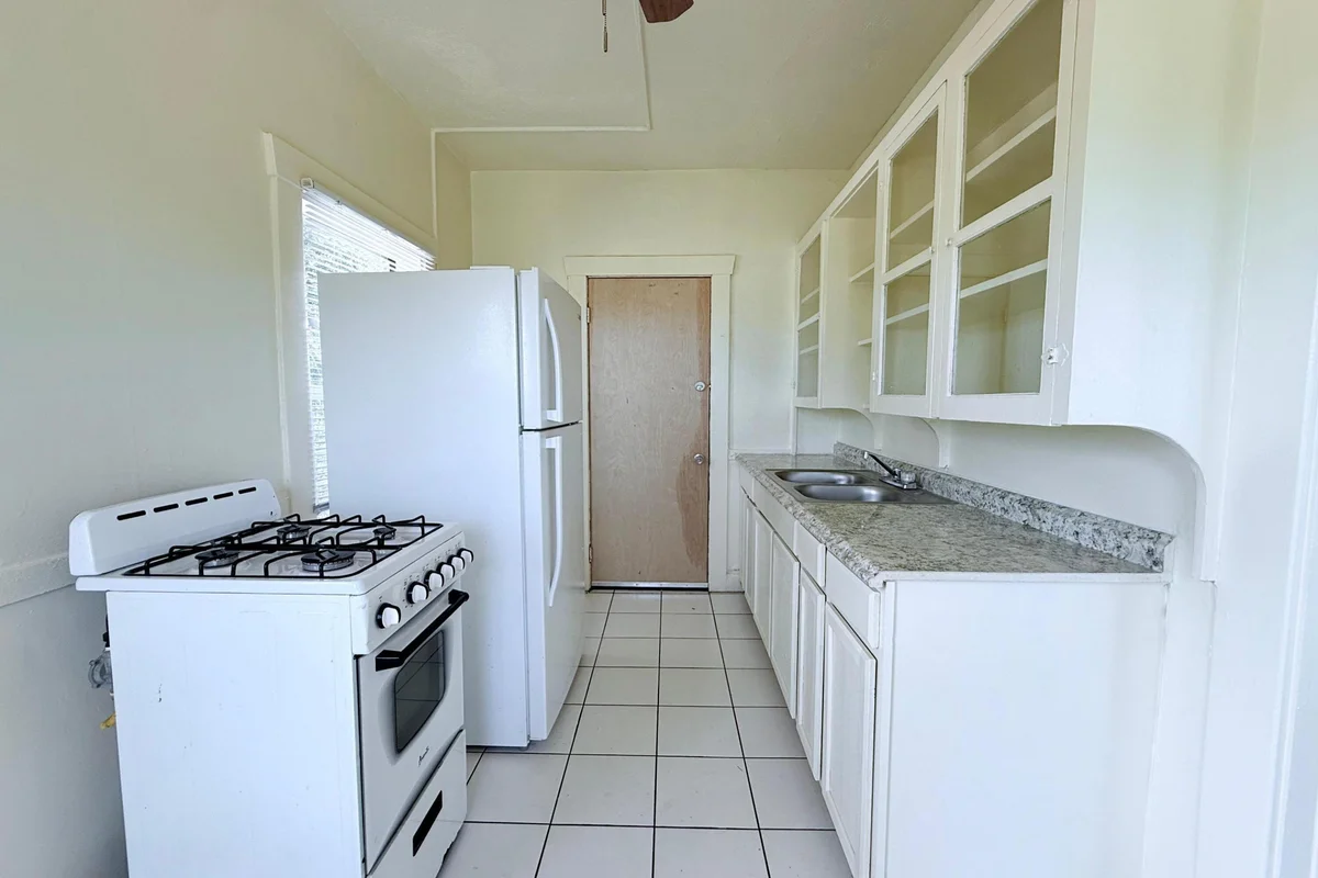 2010 Broward Ave #12, West Palm Beach: photo 1 of 16
