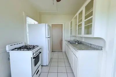 2010 Broward Ave #12, West Palm Beach: photo 1 of 16