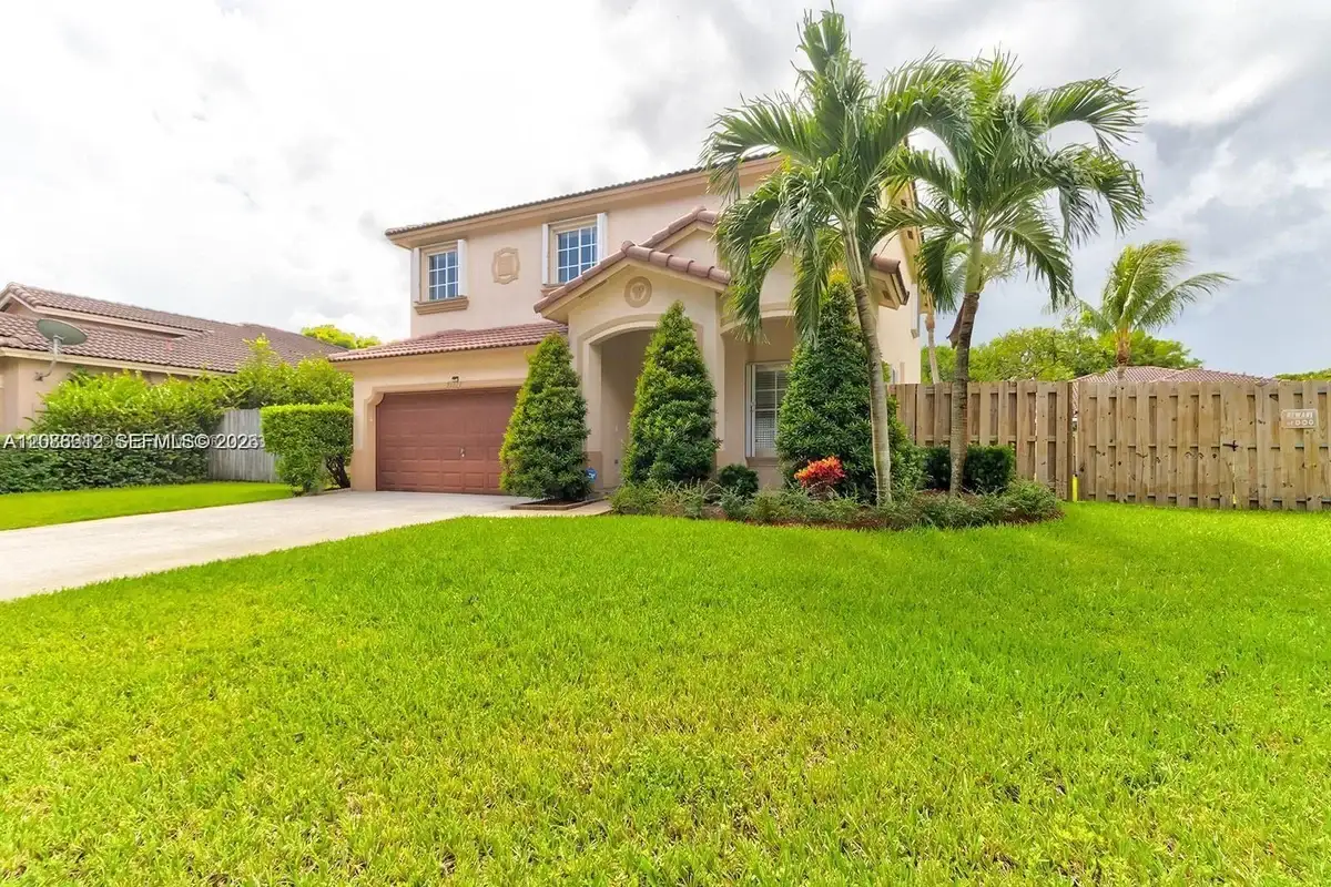21222 SW 88th Pl, Cutler Bay: photo 1 of 49