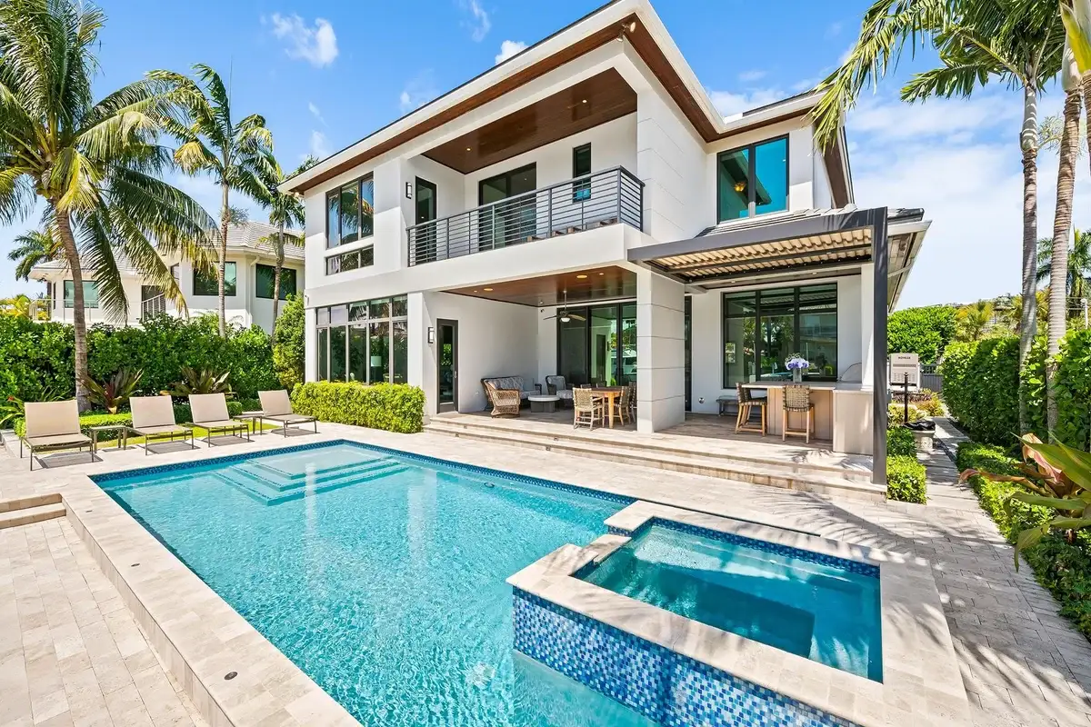 301 NE 23rd Ave, Fort Lauderdale: photo 1 of 59