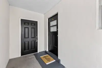 1826 Sherman St #6, Hollywood: photo 1 of 12