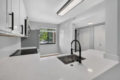 6795 Huntington Ln #201, Delray Beach: photo 1 of 53