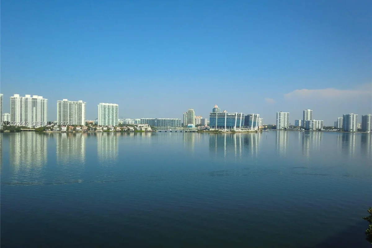 17600 N Bay Rd #N302, Sunny Isles Beach: photo 1 of 13