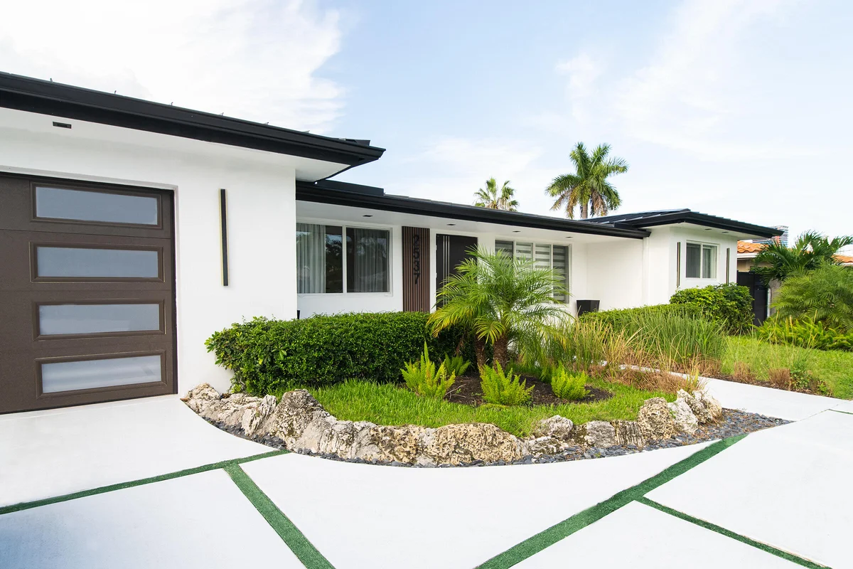 2537 SE 10th Ct, Pompano Beach: photo 1 of 62
